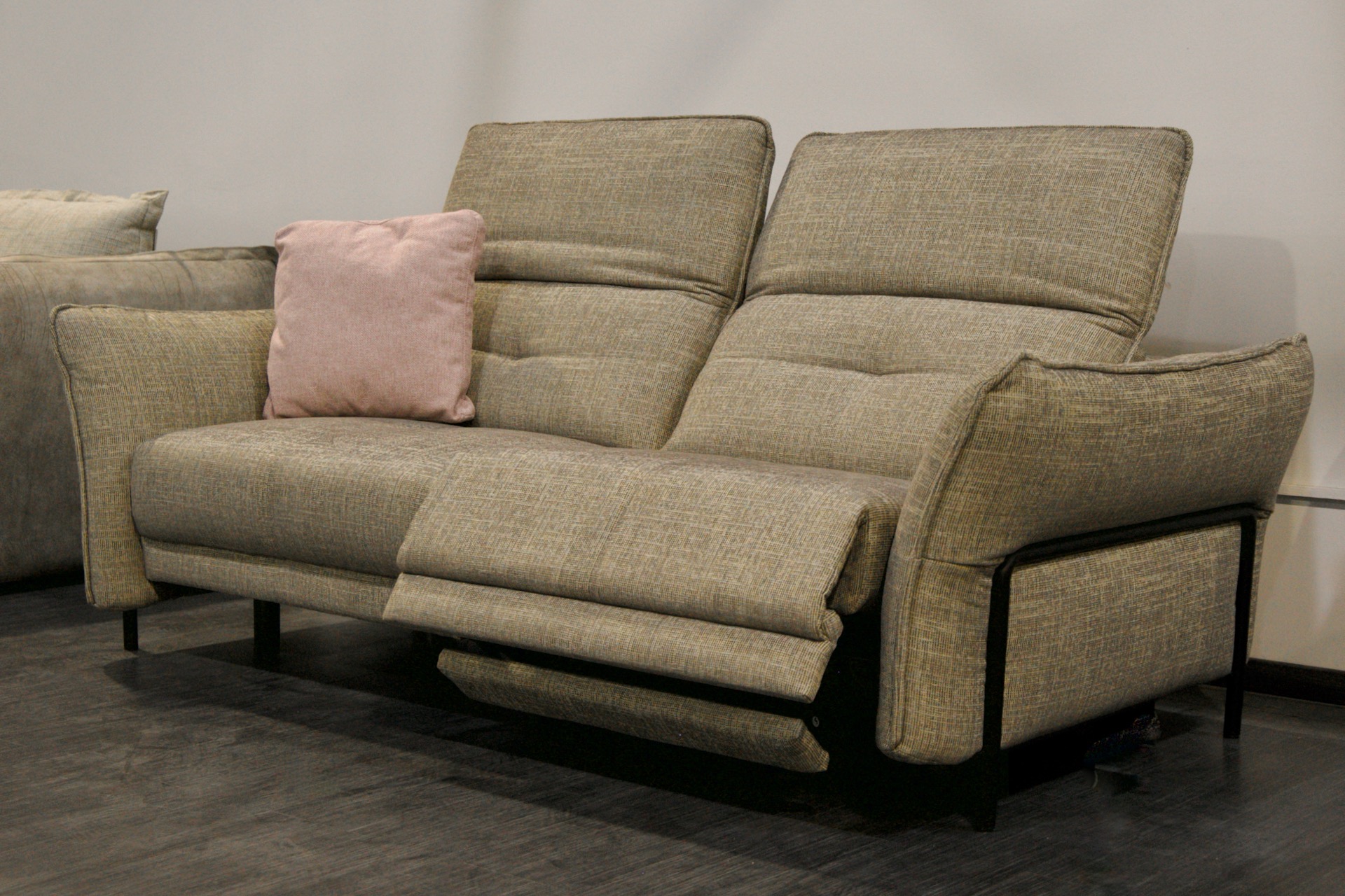 Sofa Galaxy z elektrycznym Relaxem Studio Komfort Tylko Wygodne Sofy